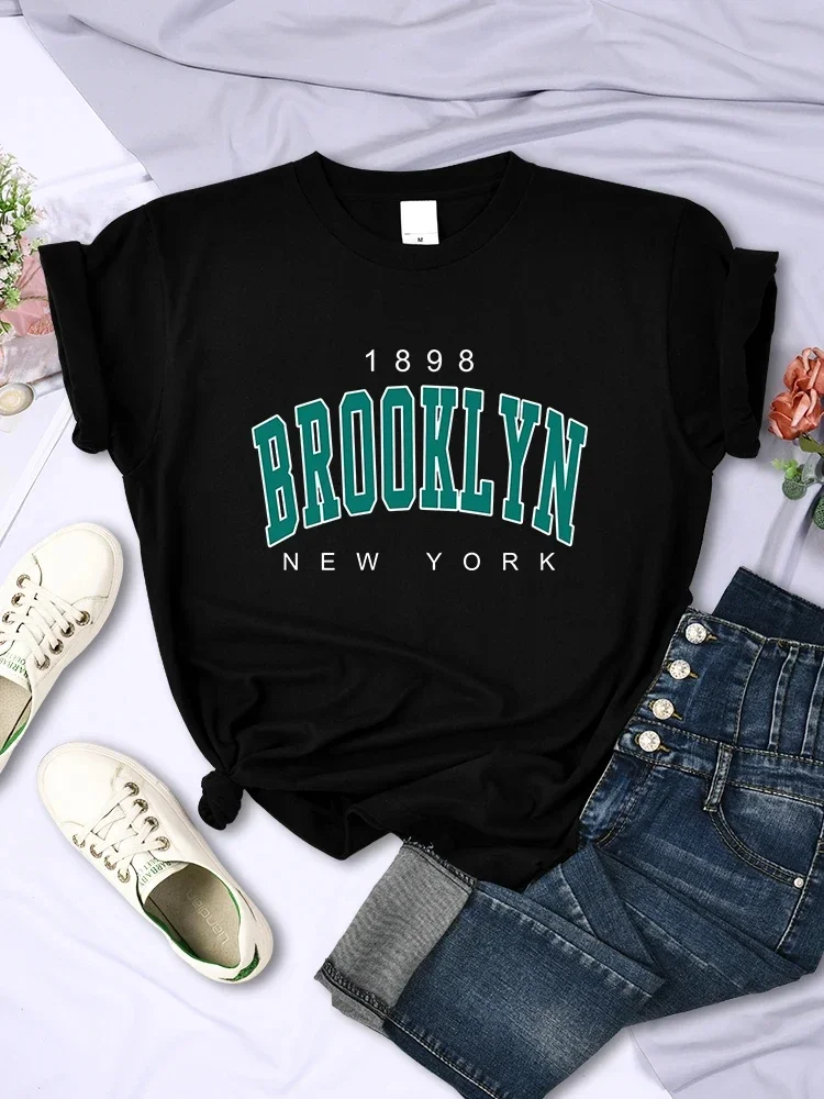 

1898 Brooklyn New York Print Womens Short Sleeve Vintage Fashion Casual T-Shirts All-math Crewneck Breathable Female Clothing