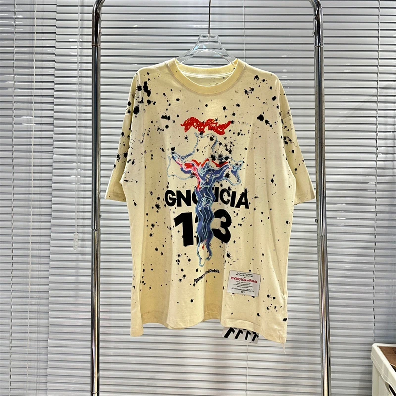 Summer RRR123 Manual Paint Graffiti Speckle Ink T-Shirt Men Women Logo Apricot RRR 123 Vintage T Shirt Tops Tee
Summer RRR123 Manual Paint Graffiti Speckle Ink T-Shirt Men Women Logo Apricot RRR 123 Vintage T Shirt Tops Tee