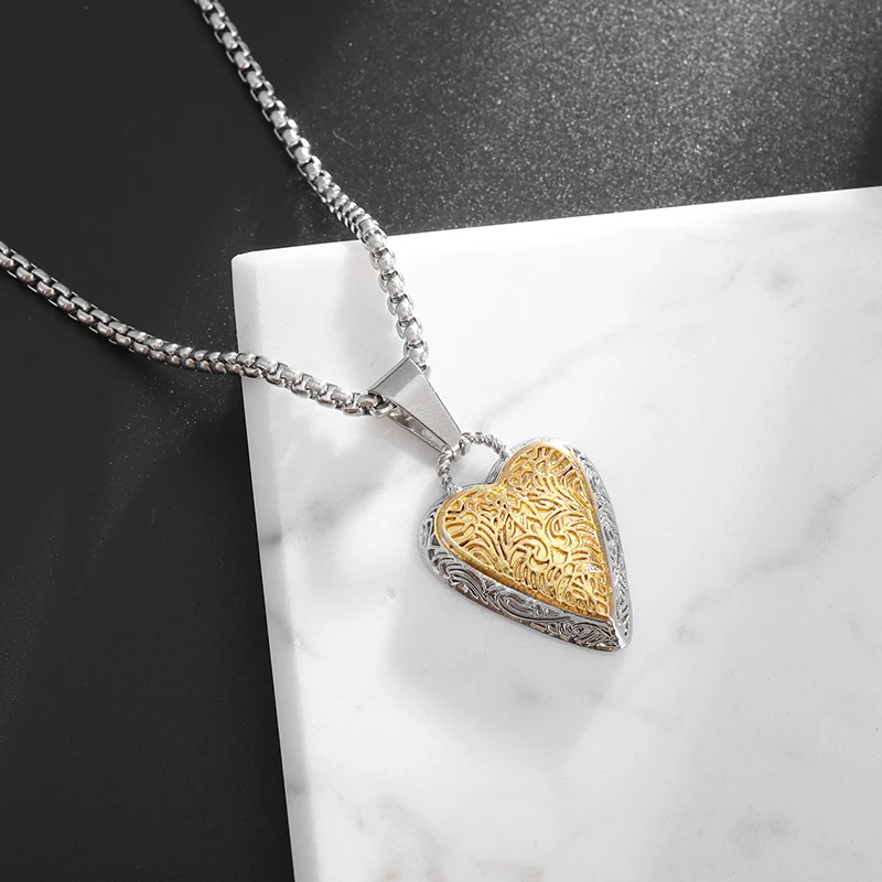 New Arrival Double Layer Two Color Heart Shaped Pendant Necklace Women Banquet Party Pendant Jewelry Creative Personality
New Arrival Double Layer Two Color Heart Shaped Pendant Necklace Women Banquet Party Pendant Jewelry Creative Personality