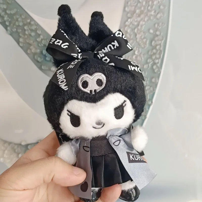 Kawaii Sanrio Anime Cartoon Kuromi Series Bow Plush Doll Toy Key Chain Bag Pendant Accessories Baby Boy Girl Festival Gift
Kawaii Sanrio Anime Cartoon Kuromi Series Bow Plush Doll Toy Key Chain Bag Pendant Accessories Baby Boy Girl Festival Gift