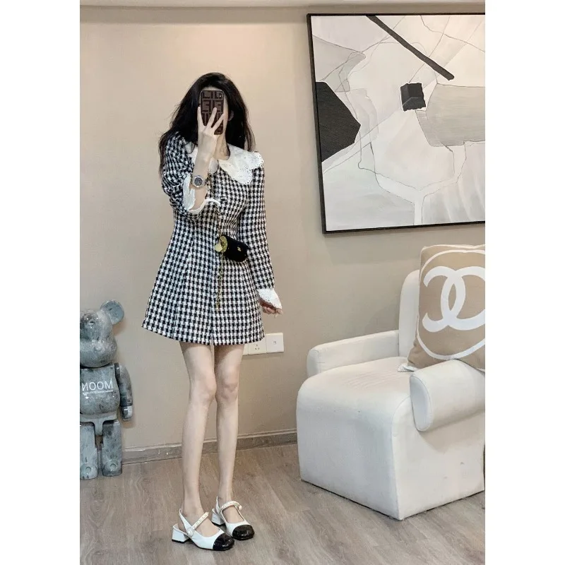 Early Spring New Small Fragrance French Retro Design Feeling Dress Women's Style Fashion Waist Closing Dresses Female Clothing
Early Spring New Small Fragrance French Retro Design Feeling Dress Women's Style Fashion Waist Closing Dresses Female Clothing