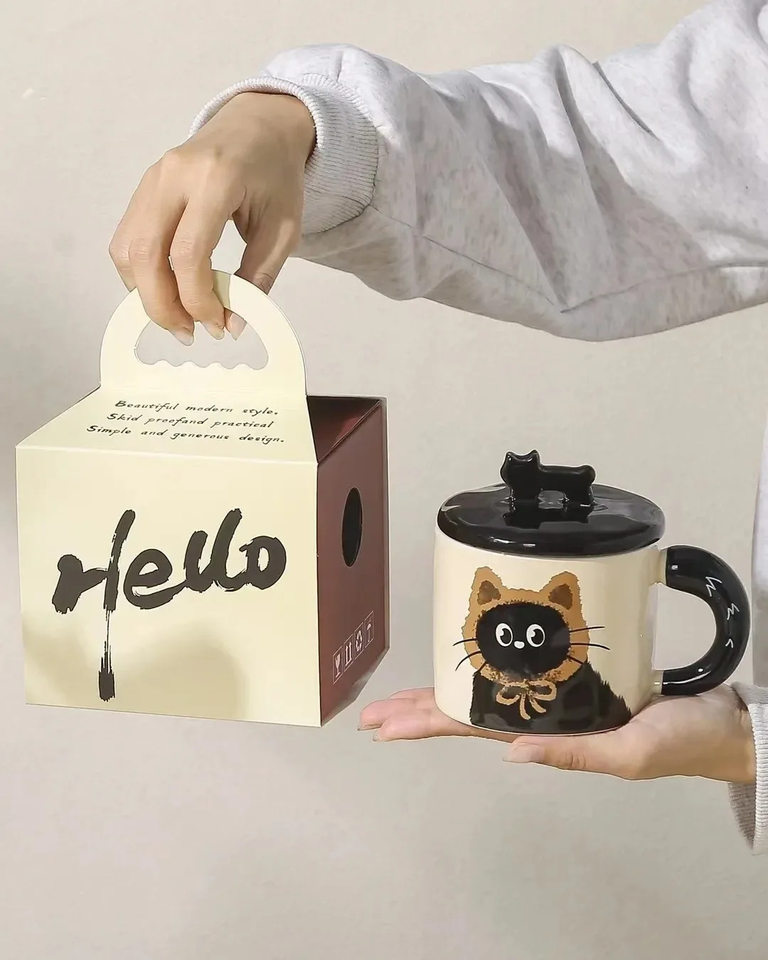 Creative personality cat mug with lid souvenir gift drinking water cup cute ceramic coffee cup office cup Creative personality cat mug with lid souvenir gift drinking water cup cute ceramic coffee cup office cup
