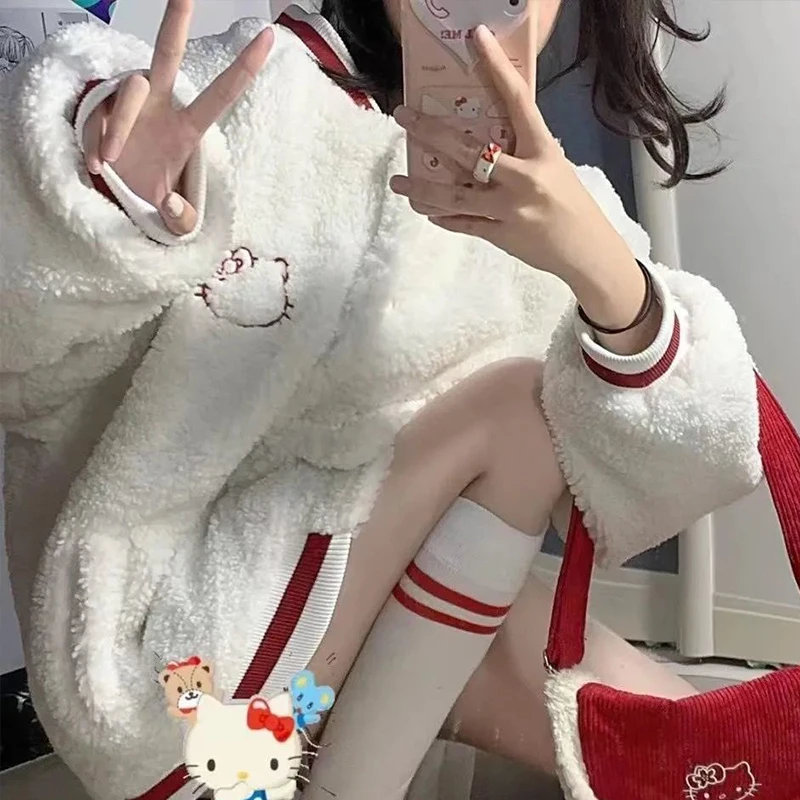 New Kawaii Sanrio Hellokittys Baseball Uniform Plush Jacket Cartoon Lovable Winter Warm Cute Girl Birthday Gift For Girlfriend
New Kawaii Sanrio Hellokittys Baseball Uniform Plush Jacket Cartoon Lovable Winter Warm Cute Girl Birthday Gift For Girlfriend