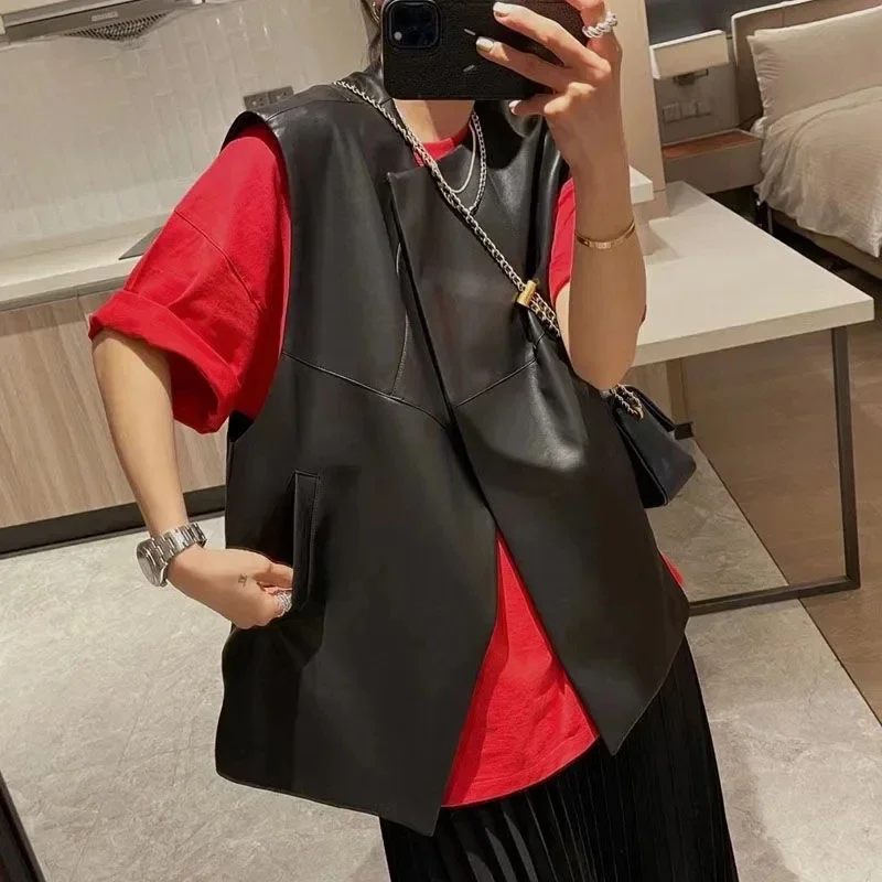 

Korean Fashion Sleeveless Waistcoat Autumn Casual Female Gilet Coat Black Leather Vest Jacket Women Cardigan Spring New