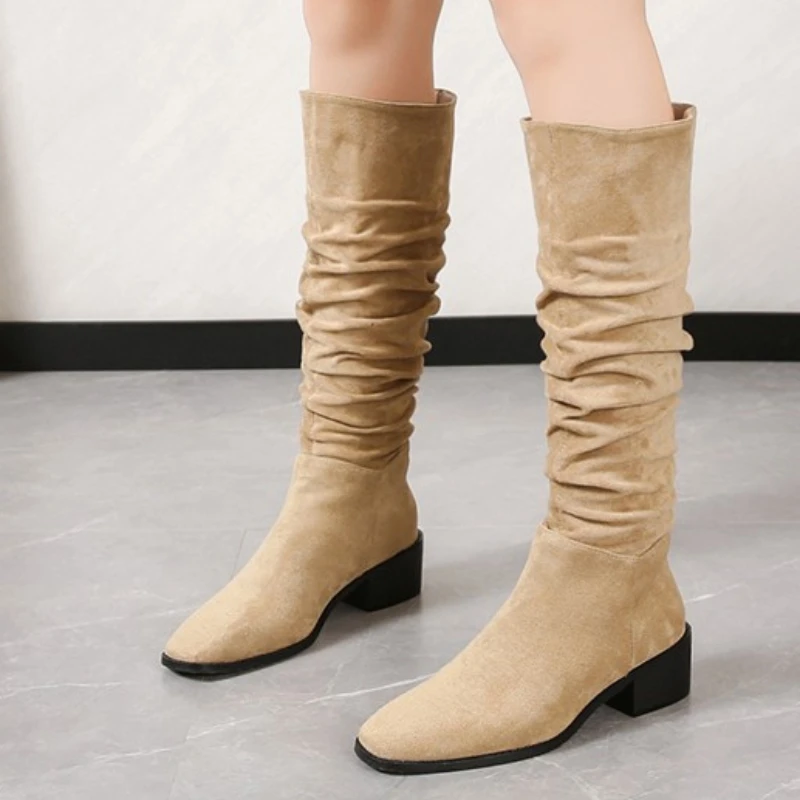 Женская обувь 2023, высококачественные зимние женские сапоги до колена, однотонные женские сапоги из флока с острым носком на среднем каблуке
Женская обувь 2023, высококачественные зимние женские сапоги до колена, однотонные женские сапоги из флока с острым носком на среднем каблуке