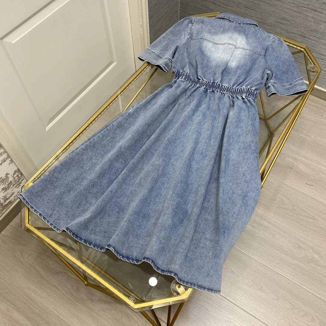 2023 Summer New Style Flap Neck Loose Lace Up Waist Pure Cotton Flapping Short Sleeve Shirt Dress Women
2023 Summer New Style Flap Neck Loose Lace Up Waist Pure Cotton Flapping Short Sleeve Shirt Dress Women