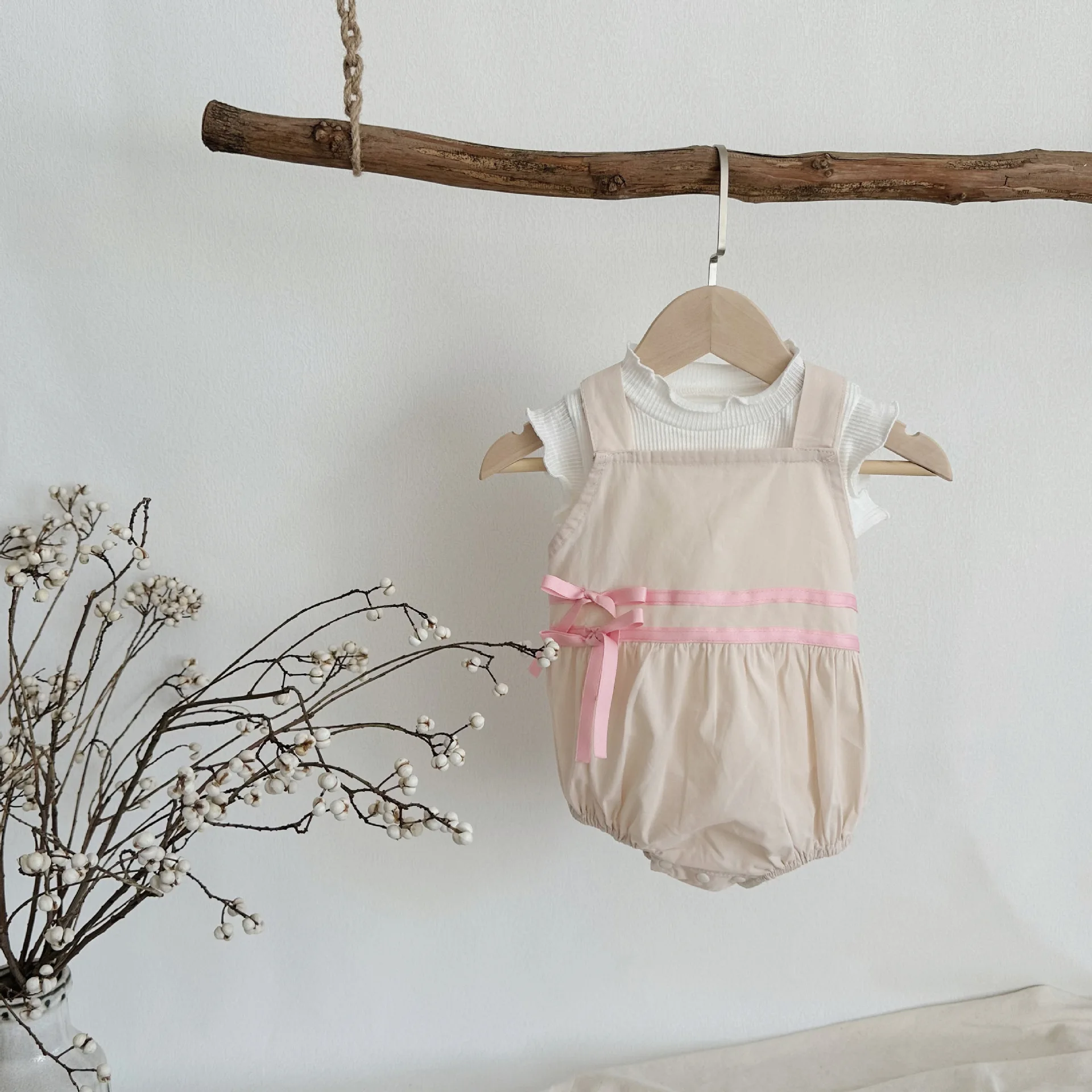 2024 Summer New Baby Sleeveless Strap Bodysuit Thin Infant Girl Cute Bow Princess Jumpsuit Newborn Toddler Cotton Overalls 0-24M
2024 Summer New Baby Sleeveless Strap Bodysuit Thin Infant Girl Cute Bow Princess Jumpsuit Newborn Toddler Cotton Overalls 0-24M