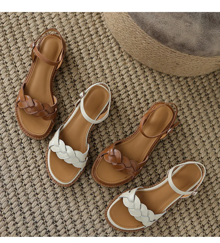Retro Roman Sandals Women's 2023 Summer New Genuine Leather Sandals Flat Bottom Low Heel Woven One Button Beach Sandals
Retro Roman Sandals Women's 2023 Summer New Genuine Leather Sandals Flat Bottom Low Heel Woven One Button Beach Sandals
