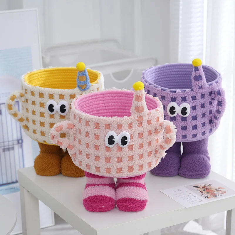 New Japanese Cartoon Desktop Storage Basket Kawaii Color Woven Basket Cute Grid Doll Desktop Ornaments Item Storage Holiday Gift
New Japanese Cartoon Desktop Storage Basket Kawaii Color Woven Basket Cute Grid Doll Desktop Ornaments Item Storage Holiday Gift