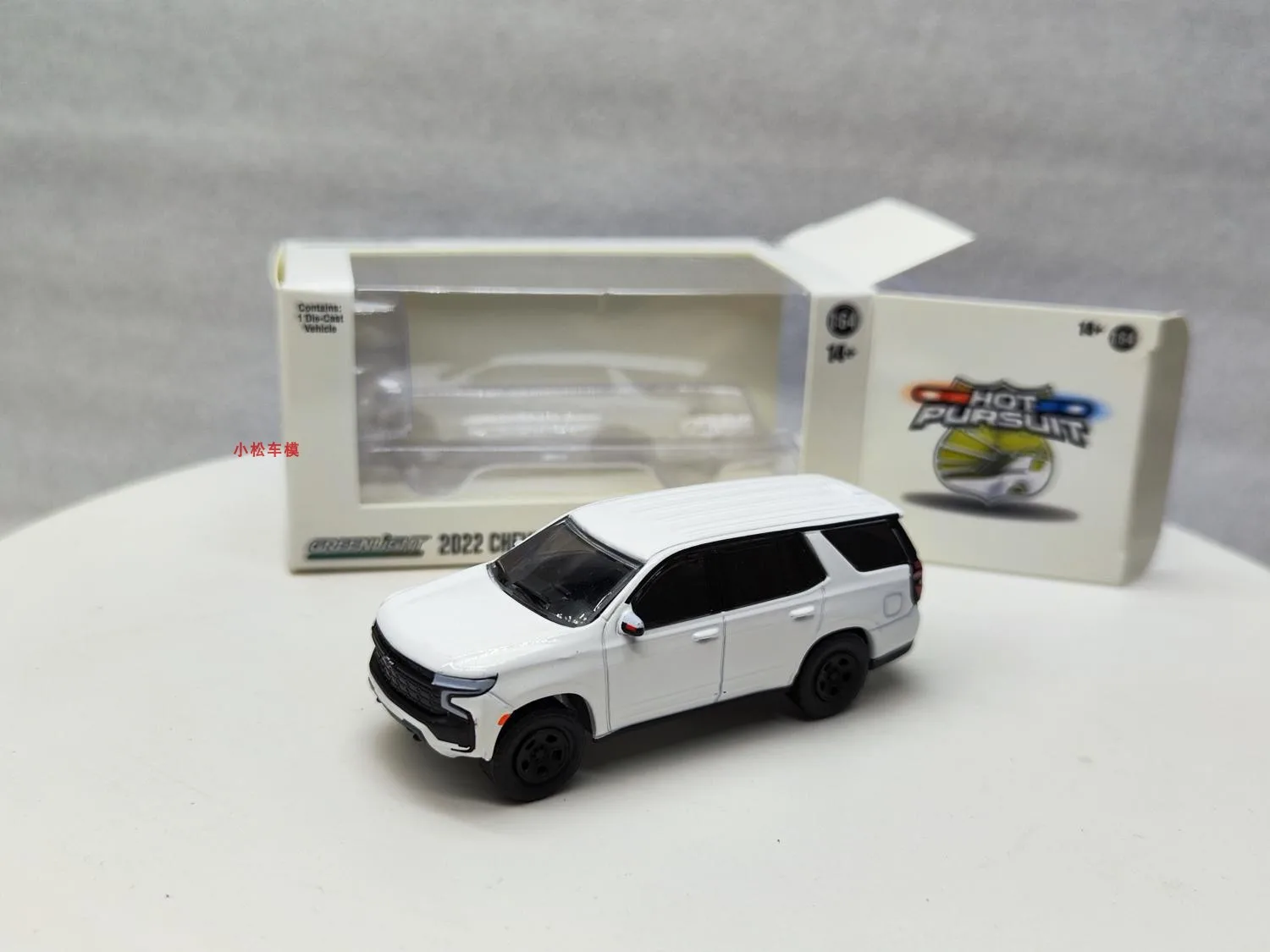 1: 64 2022 Chevrolet Tahoe Полицейская машина для отслеживания тепла (PPV) -белая коллекция моделей автомобилей
1: 64 2022 Chevrolet Tahoe Полицейская машина для отслеживания тепла (PPV) -белая коллекция моделей автомобилей