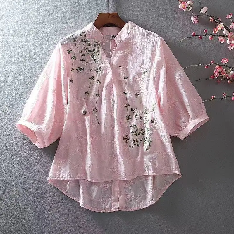 2023 Spring Summer Women Tops New Vintage Lace Embroidery Blouse V-Neck Pure Cotton Shirt
2023 Spring Summer Women Tops New Vintage Lace Embroidery Blouse V-Neck Pure Cotton Shirt