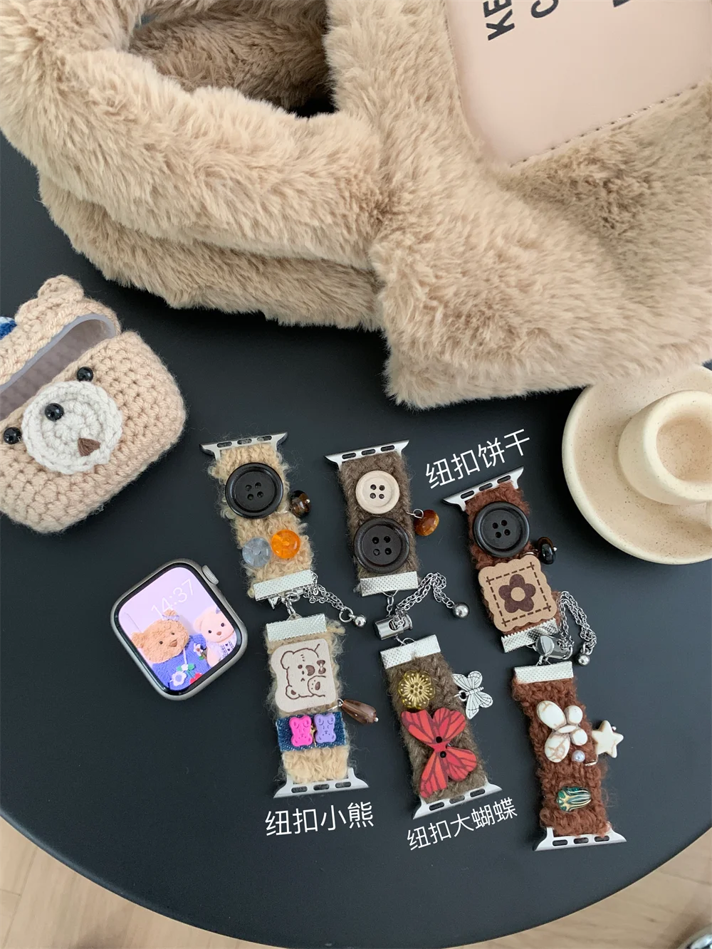 Ремешок шерстяной для Apple Watch Band 41 мм Ultra 49 мм 44 40 мм 45 мм 42 38, браслет для девушек iWatch 9 8 7 6 5 SE, новый год 2024
Ремешок шерстяной для Apple Watch Band 41 мм Ultra 49 мм 44 40 мм 45 мм 42 38, браслет для девушек iWatch 9 8 7 6 5 SE, новый год 2024