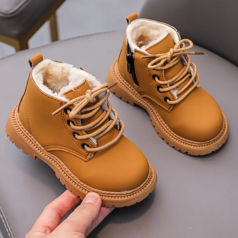 Spring Autumn New Children's Leather Versatile Lace Up Soft Sole Single Boot Baby Solid Color Casual Walking Cotton Boots
Spring Autumn New Children's Leather Versatile Lace Up Soft Sole Single Boot Baby Solid Color Casual Walking Cotton Boots