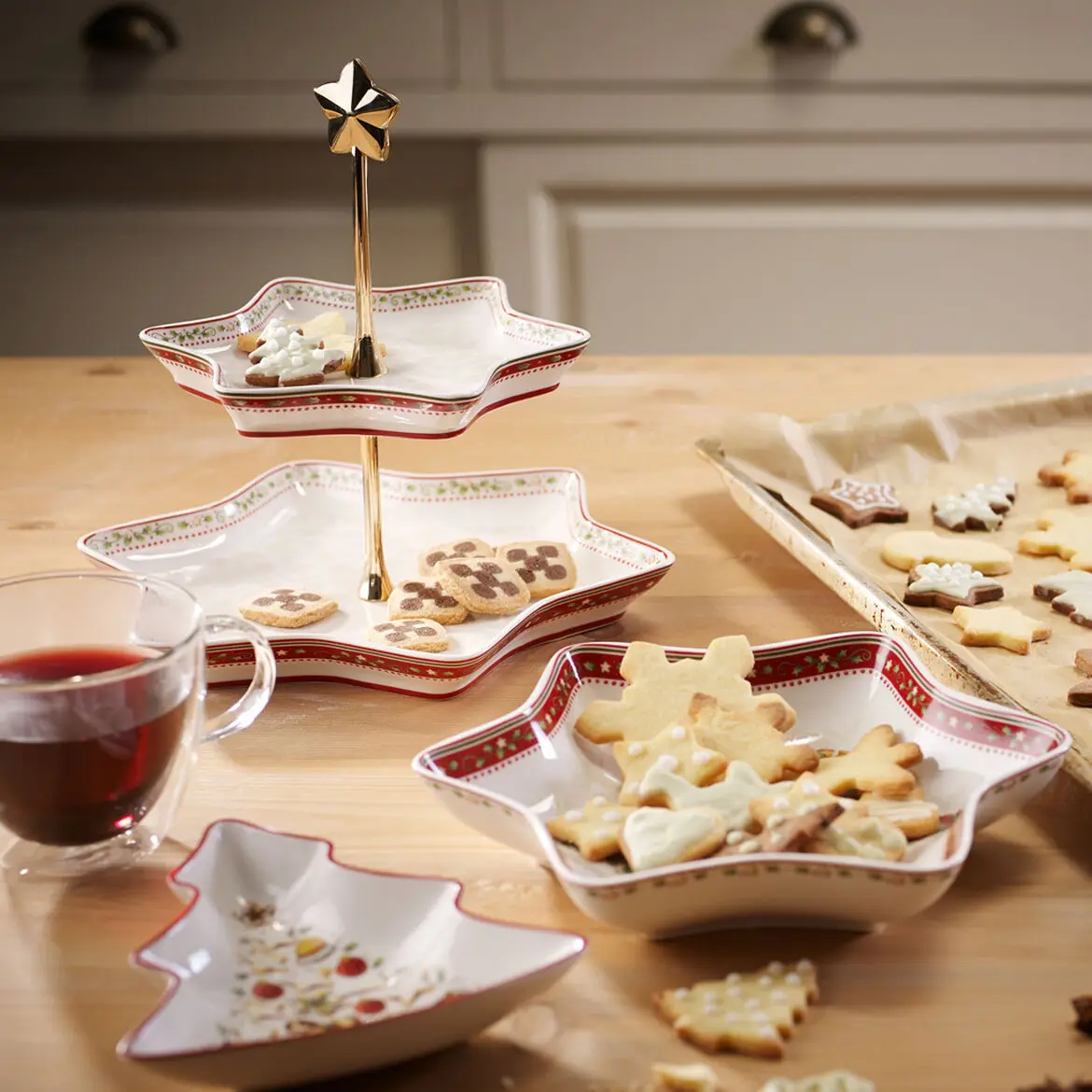 

Germany Weibao Tableware Christmas Tableware Biscuits Plate Dish Rectangular Plate Coffee Cup Mug Dinner Plate Salad Dish Snacks