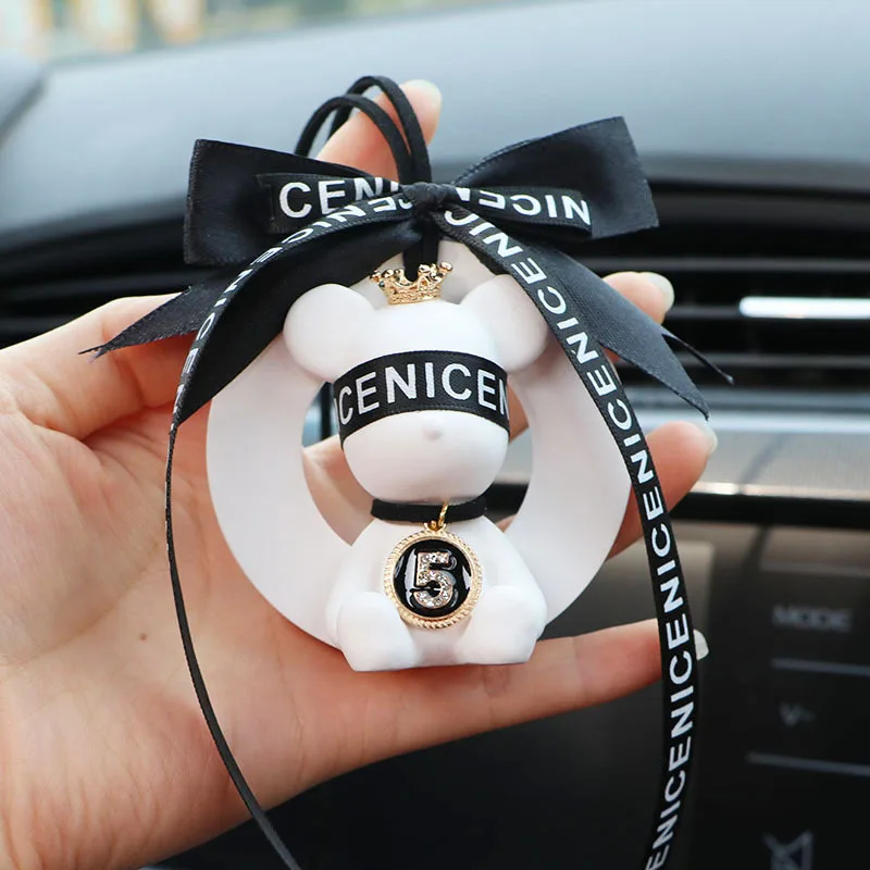 

Creative Crown Bear Car Pendant Gypsum Aromatherapy Auto Rearview Mirror Hanging Ornaments Decoration Accessories For Girls Gift