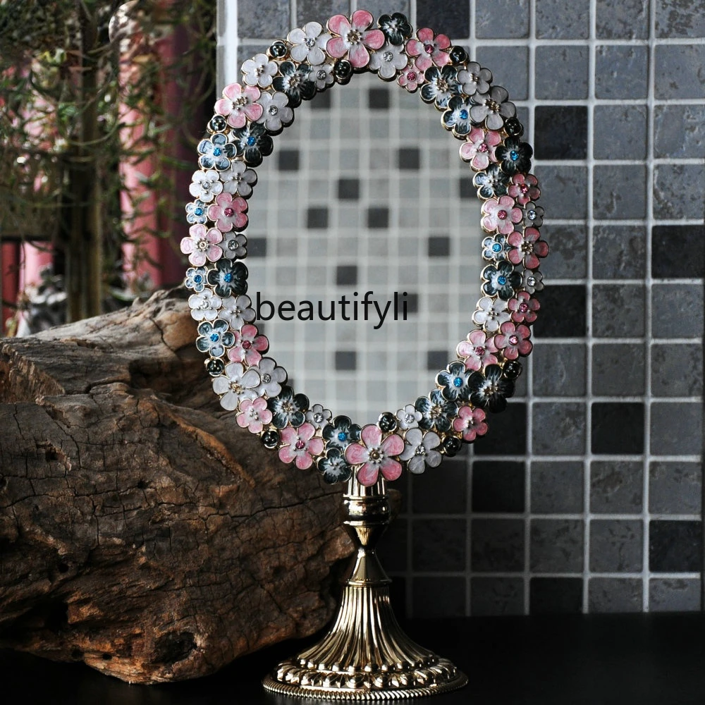 

Yj ретро Европейский стиль одностороннее зеркало металлическое ручная роспись милое настольное зеркало для макияжа принцессы туалетное зеркало