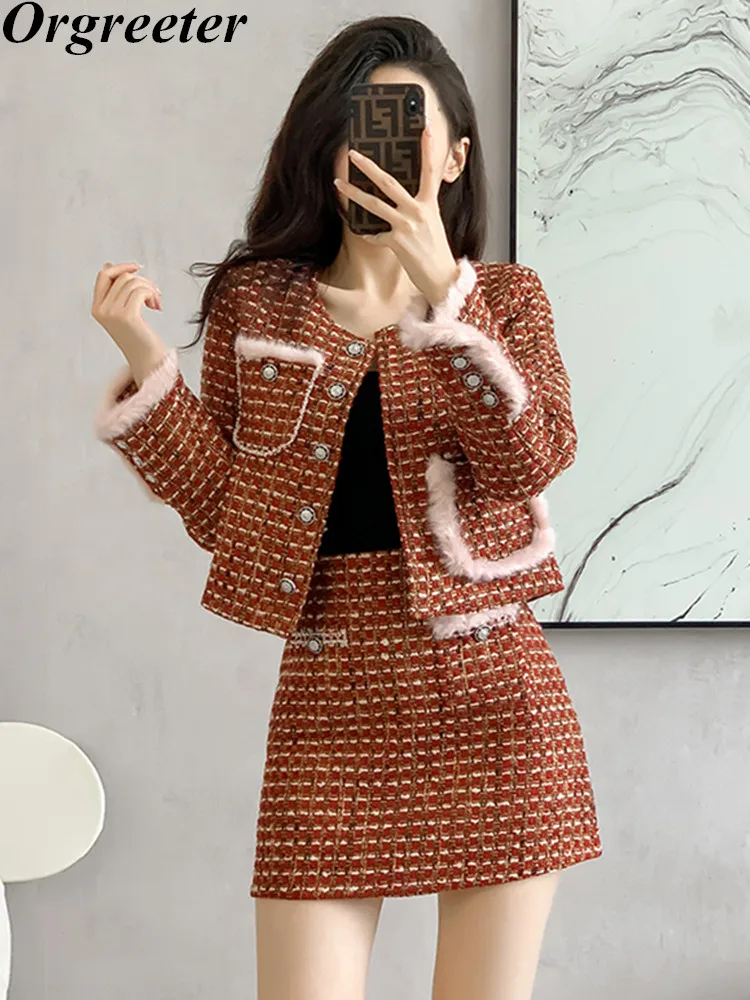 High Quality Woolen Two Piece Set Women Plaid Short Jacket + High Waist Mini Skirt Suits Fall Winter Korean 2 Piece Sets Outfits
High Quality Woolen Two Piece Set Women Plaid Short Jacket + High Waist Mini Skirt Suits Fall Winter Korean 2 Piece Sets Outfits