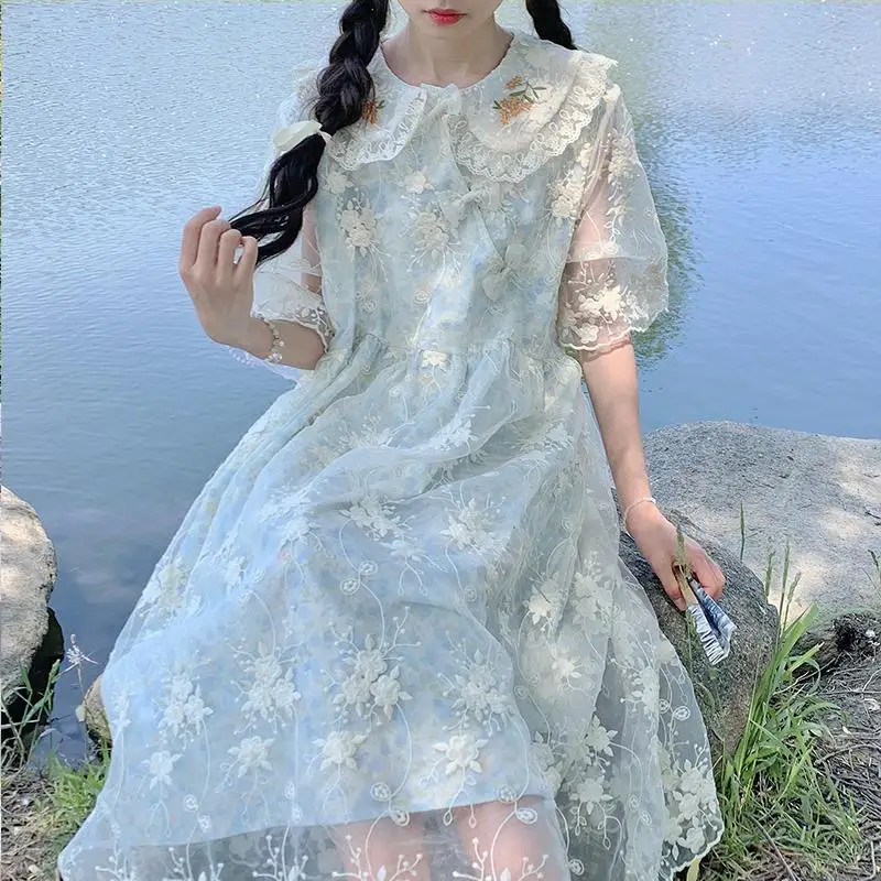 Mori Girl Style Sweet Cute Summer Women Dress Lace Embroidery Flower Doll Collar Aesthetics Loose Female Long Dresses 2024 New
Mori Girl Style Sweet Cute Summer Women Dress Lace Embroidery Flower Doll Collar Aesthetics Loose Female Long Dresses 2024 New