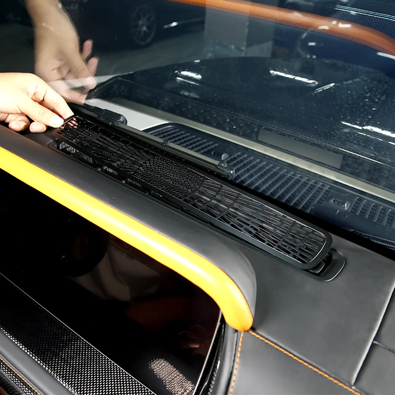 For 19-22 Mercedes-Benz G-class center console dashboard air outlet anti-blocking mesh car interior decoration accessories
For 19-22 Mercedes-Benz G-class center console dashboard air outlet anti-blocking mesh car interior decoration accessories