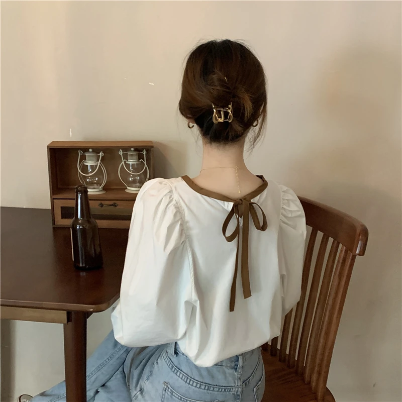 Korean Sweet Contrast Color Blouse Women Vintage Puff Sleeve Temperament Shirts Fashion O Neck Simple Loose All-match Top
Korean Sweet Contrast Color Blouse Women Vintage Puff Sleeve Temperament Shirts Fashion O Neck Simple Loose All-match Top