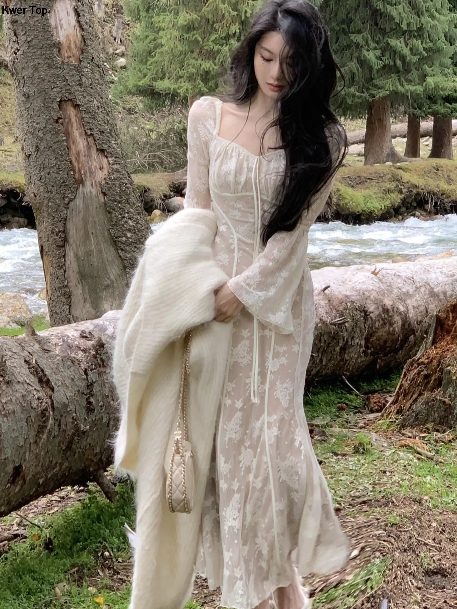 Elegant Fleece Warm Mermaid Long Dress Autumn Winter Slim Flare Sleeve Wedding Runway Party Lace Vestidos Women Vintage Clothing
Elegant Fleece Warm Mermaid Long Dress Autumn Winter Slim Flare Sleeve Wedding Runway Party Lace Vestidos Women Vintage Clothing