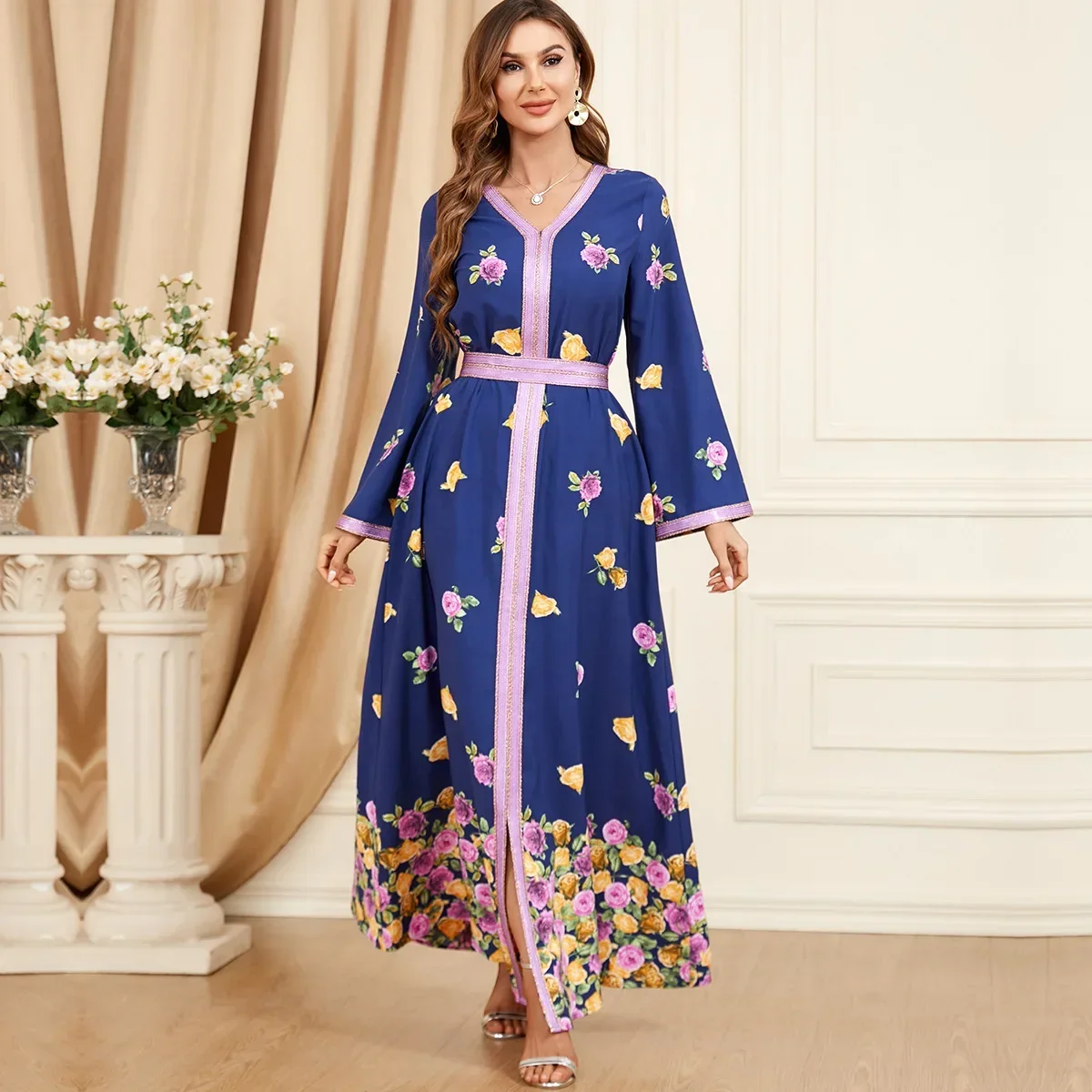 Floral Patchwork Party Dresses for Women V-neck Kaftan Muslim Abayas Dubai Gowns Morocco Muslim Dress Long Sleeve Arabic Dress
Floral Patchwork Party Dresses for Women V-neck Kaftan Muslim Abayas Dubai Gowns Morocco Muslim Dress Long Sleeve Arabic Dress