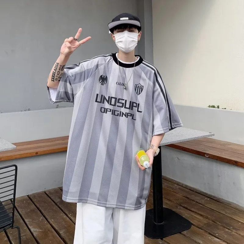 Harajuku Summer New T-Shirt Trend Brand Loose Five-Quarter Sleeve Y2k Fashion Urban Letter Round Neck Striped Thin Men Daily Top
Harajuku Summer New T-Shirt Trend Brand Loose Five-Quarter Sleeve Y2k Fashion Urban Letter Round Neck Striped Thin Men Daily Top