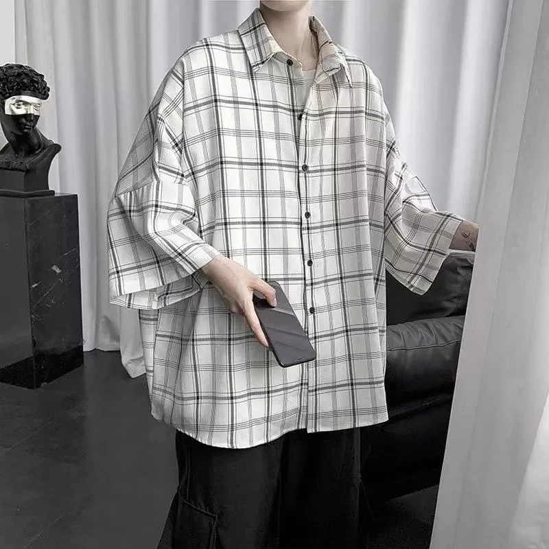 Summer Versatile Men's Cool Casual Loose Tess Button T-Shirt Soft Short Sleeve College Style Solid Student Ice Silk Breathable
Summer Versatile Men's Cool Casual Loose Tess Button T-Shirt Soft Short Sleeve College Style Solid Student Ice Silk Breathable