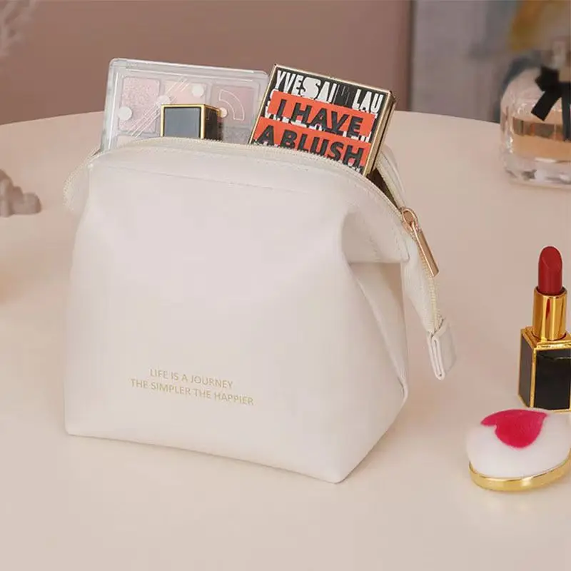 Portable Large Capacity PU Leather Exquisite Ins Cosmetic Bag Waterproof Clutch Temperament Versatile Wash Bag
Portable Large Capacity PU Leather Exquisite Ins Cosmetic Bag Waterproof Clutch Temperament Versatile Wash Bag