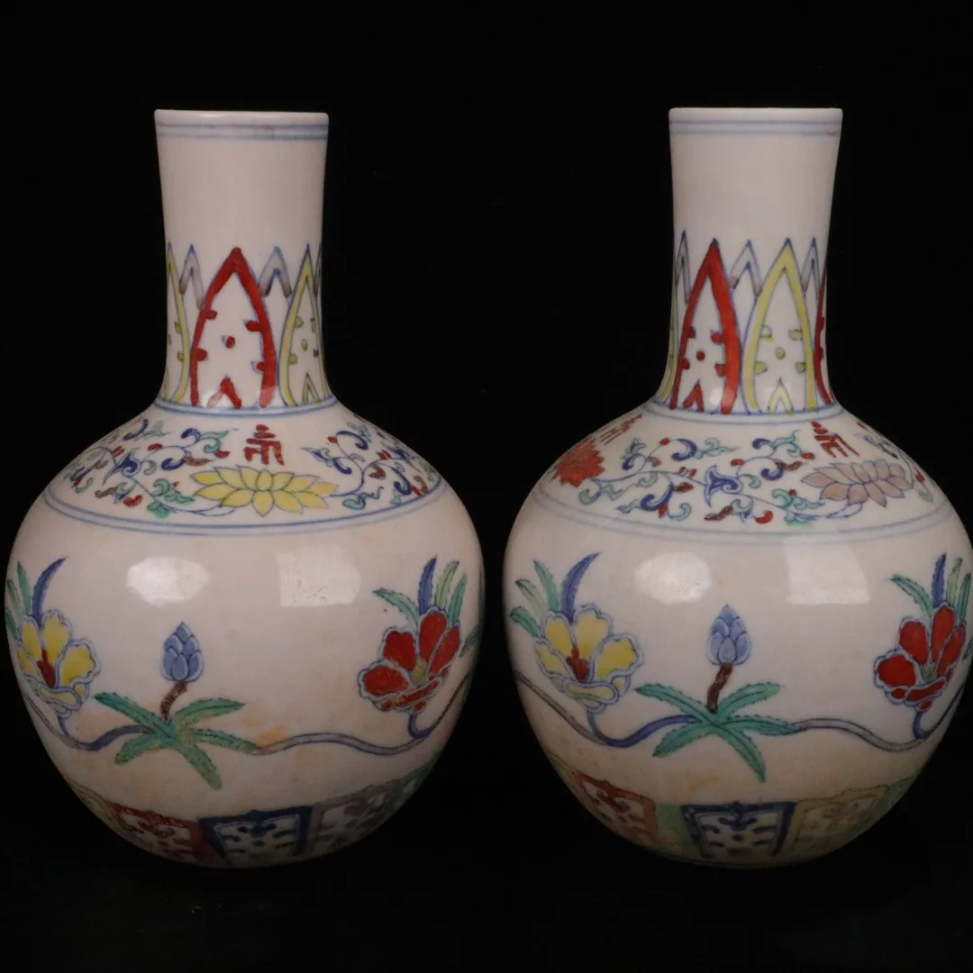 Античный Фарфор Jingdezhen орнамент с красочным цветочным узором в виде звездной сферы
Античный Фарфор Jingdezhen орнамент с красочным цветочным узором в виде звездной сферы