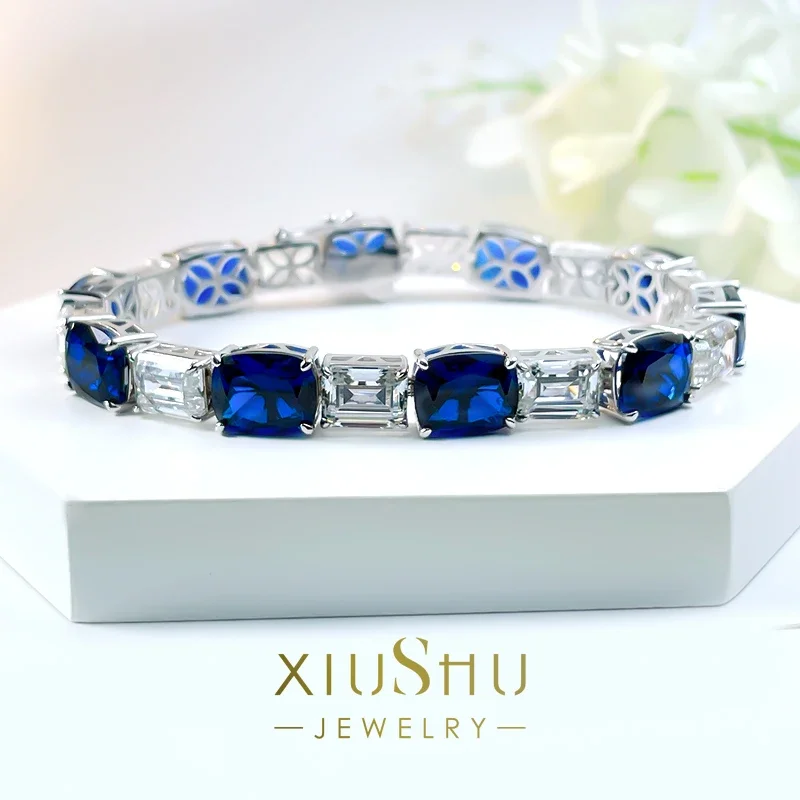 

Desire Fashionable Artificial Blue Treasure 925 Silver Bracelet Inlaid with High Carbon Diamonds, High-end and Niche Design