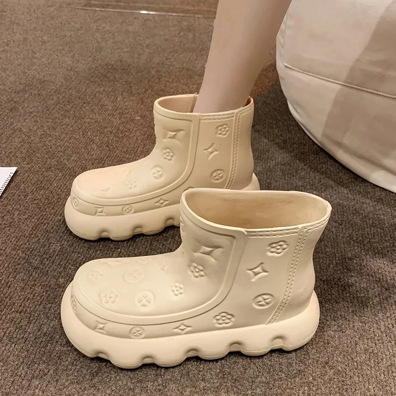 Warrior 2023 Elegant Woman Heeled Shoes Fashion Printing Eva Waterproof Rain Boots Rainy Season Necessary Boot Female
Warrior 2023 Elegant Woman Heeled Shoes Fashion Printing Eva Waterproof Rain Boots Rainy Season Necessary Boot Female