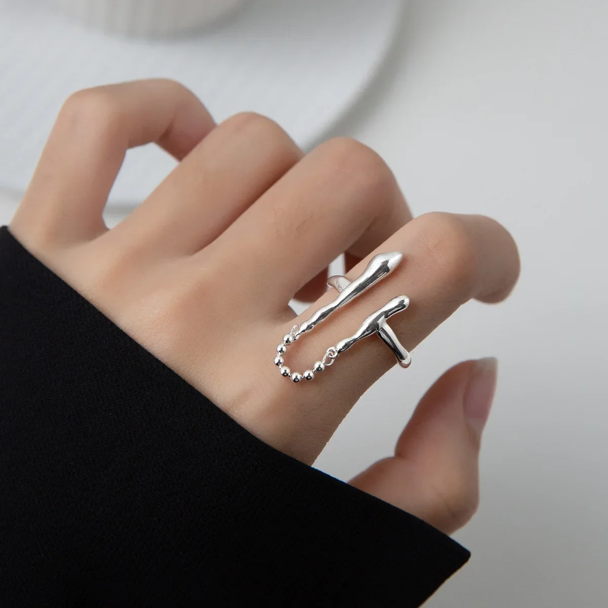Minimalism Silver Unique Design Rings Fashion Women Girls Creative Chain Ring Silver Trendy Jewelry Birthday Party Gifts
Minimalism Silver Unique Design Rings Fashion Women Girls Creative Chain Ring Silver Trendy Jewelry Birthday Party Gifts