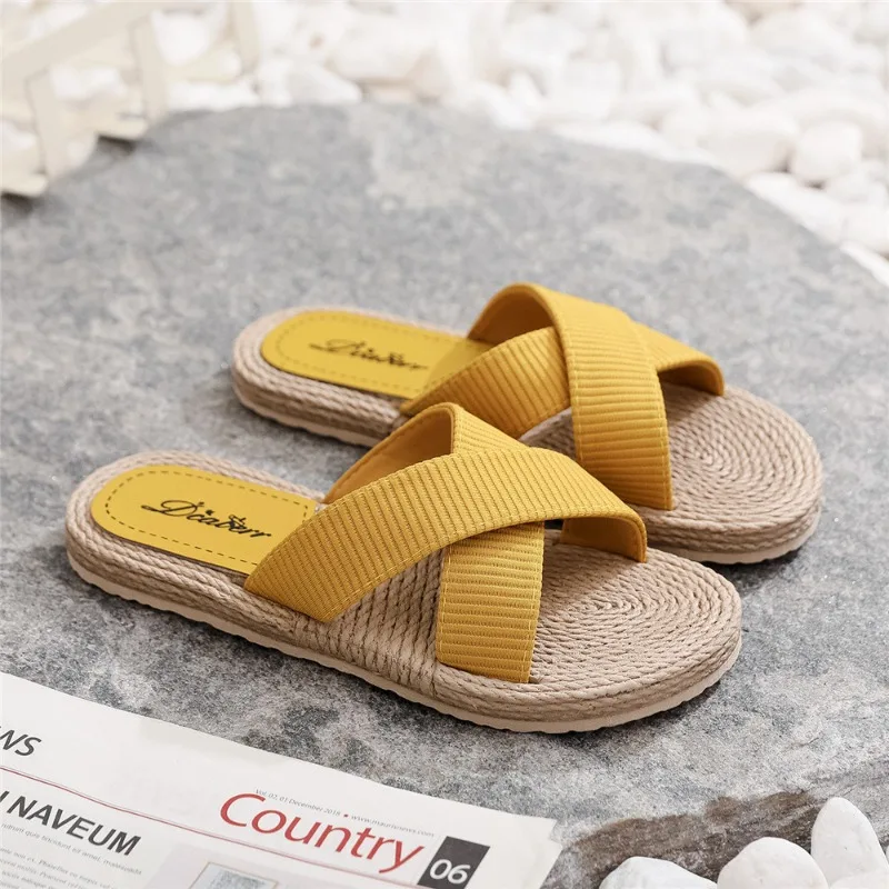 Ladies New Slippers Summer Cross Drag Fashion Hemp Rope Outer Wear Slippers Casual Sandals and Slippers
Ladies New Slippers Summer Cross Drag Fashion Hemp Rope Outer Wear Slippers Casual Sandals and Slippers