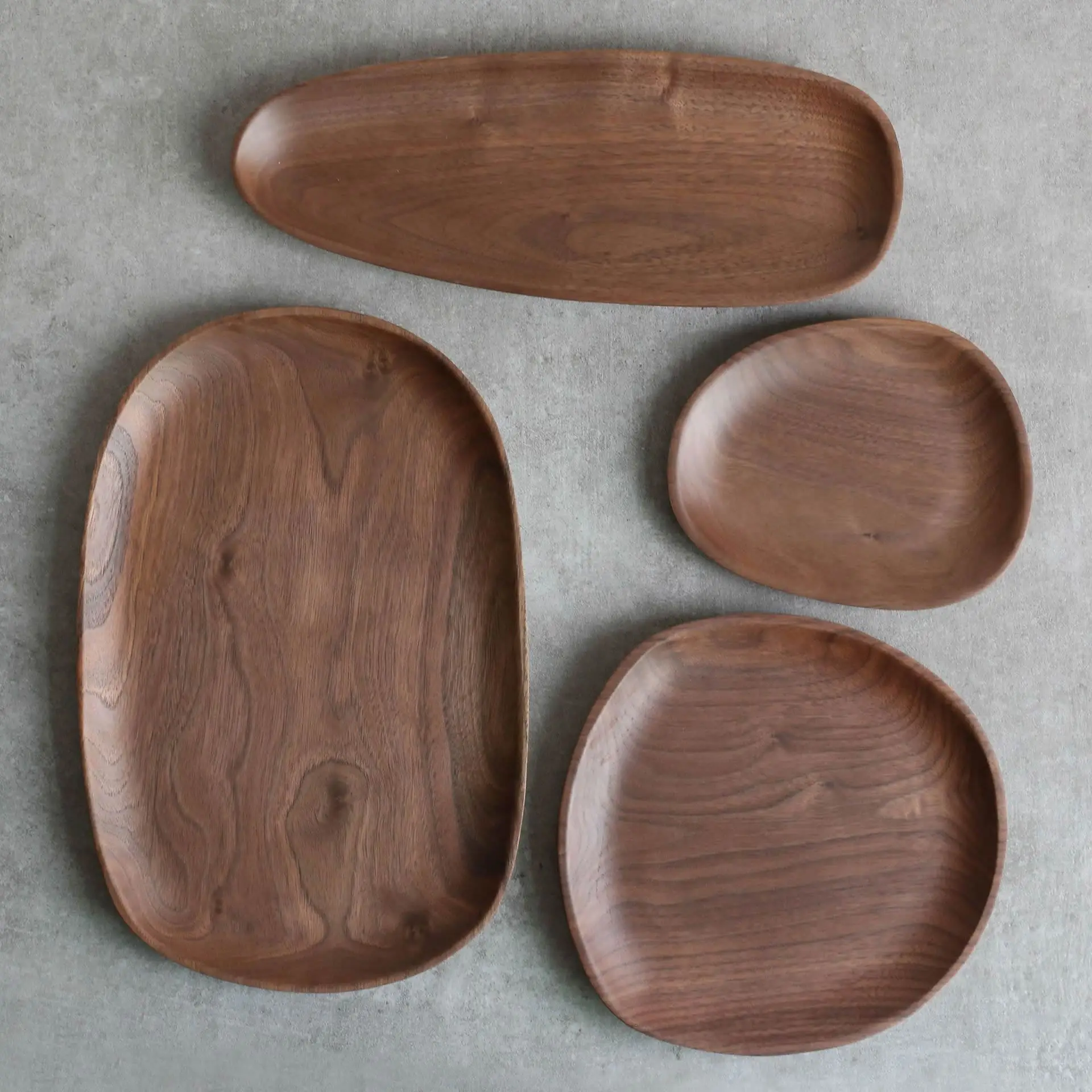 

Irregular Acacia Wood Walnut Wooden Plate Dishes Serving Tray Snack Cookie Platter Tea