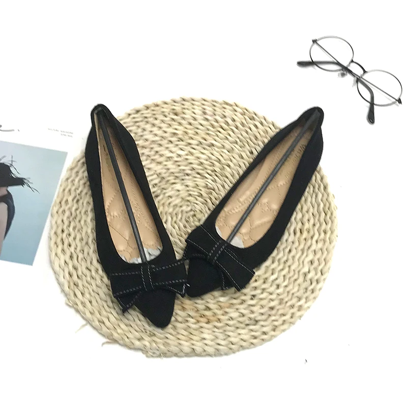 2023 весенние элегантные женские балетки на плоской подошве с бантиком, женская обувь, туфли-кроссовки, женские лоферы, мокасины из флока с острым носком 
2023 весенние элегантные женские балетки на плоской подошве с бантиком, женская обувь, туфли-кроссовки, женские лоферы, мокасины из флока с острым носком