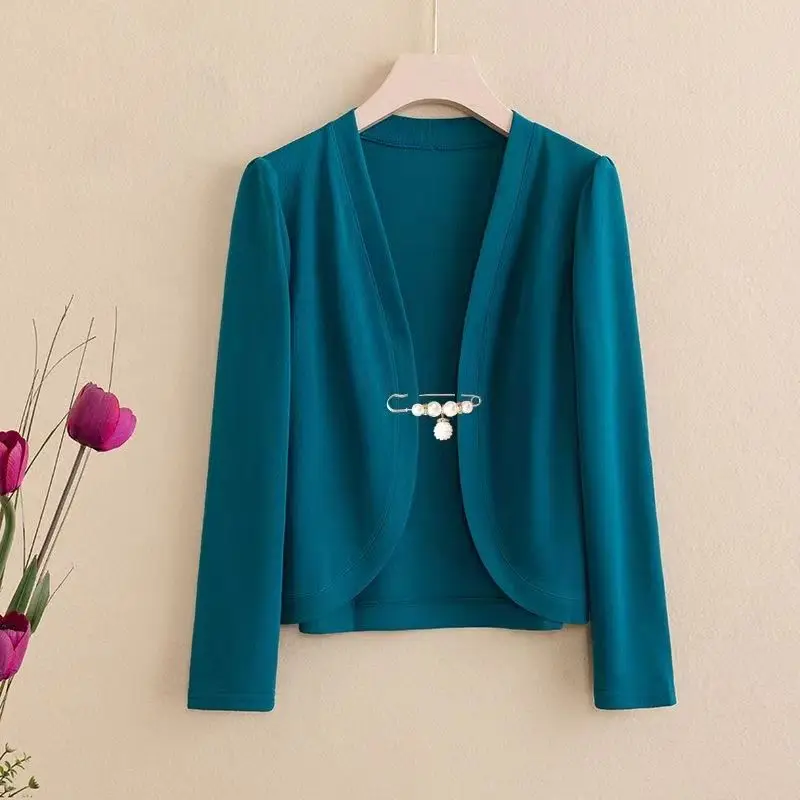 Women's Thin Knit Cardigan 2024 Spring/Summer New Fashion Temperament Slim Long sleeved Short Coat Solid Female Shawl Tops
Women's Thin Knit Cardigan 2024 Spring/Summer New Fashion Temperament Slim Long sleeved Short Coat Solid Female Shawl Tops
