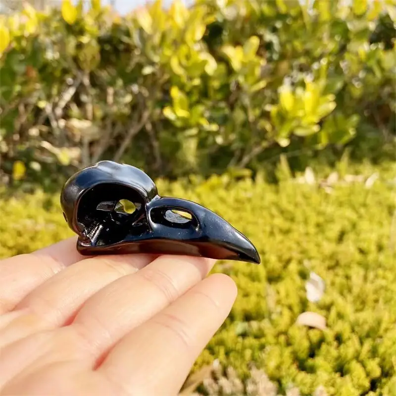 Натуральная черная Обсидиановая Корона Череп ручной работы резные животные мощная статуя для украшения дома подарок 1 шт.
Натуральная черная Обсидиановая Корона Череп ручной работы резные животные мощная статуя для украшения дома подарок 1 шт.