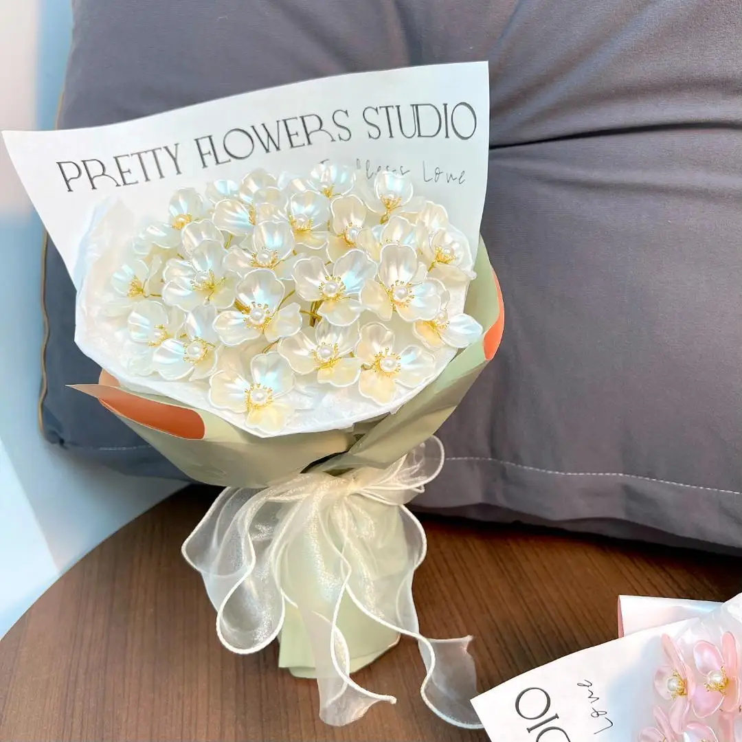 Handmade DIY Magnolia Handheld Flower Bundle Material Bag 520 Gift for Mom and Girlfriend on Mother's Day Home Decor
Handmade DIY Magnolia Handheld Flower Bundle Material Bag 520 Gift for Mom and Girlfriend on Mother's Day Home Decor