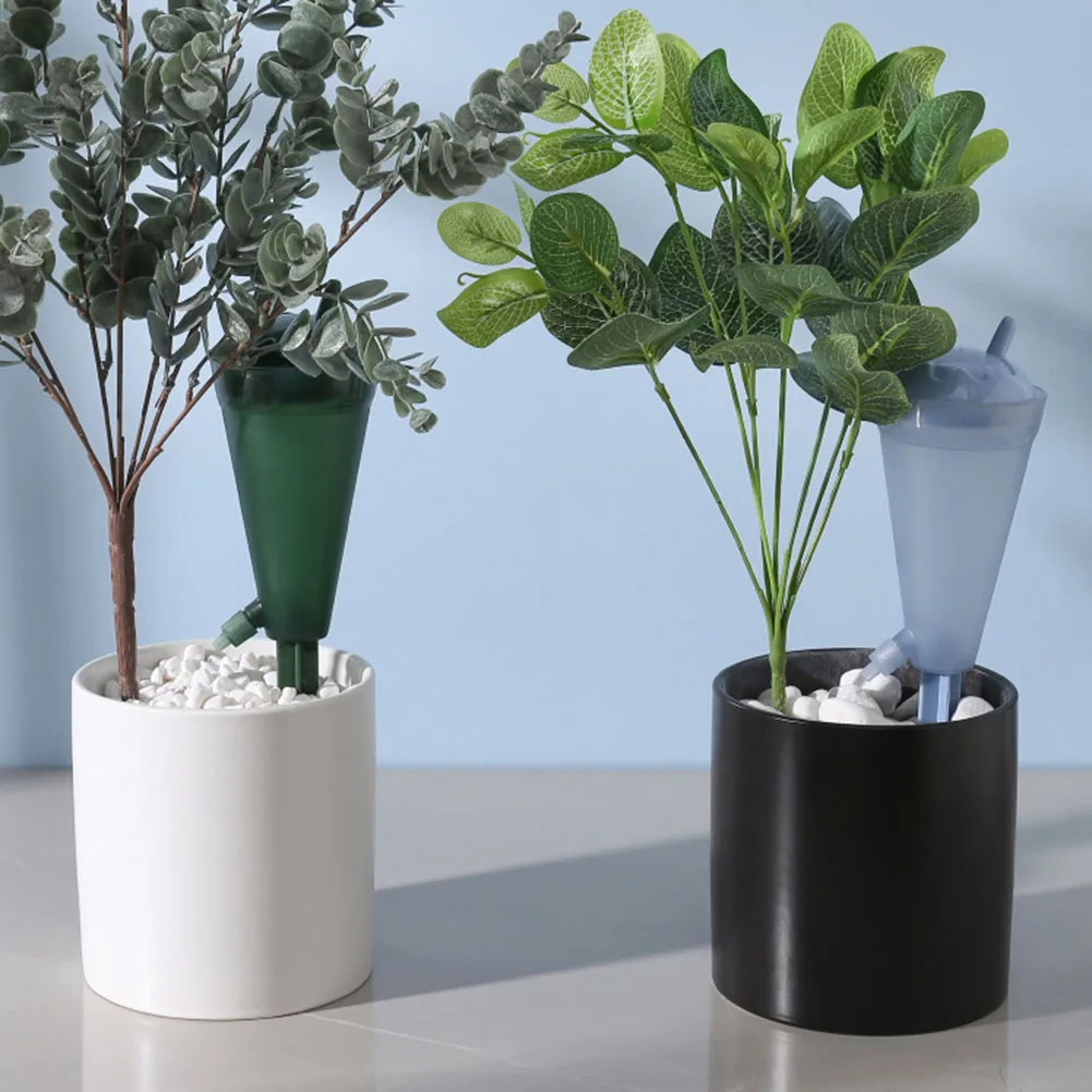 2pcs 200ml Self Watering Kits Waterers Drip Irrigation Indoor Plant Watering Device Gardening Flowers Plants Automatic Waterer
2pcs 200ml Self Watering Kits Waterers Drip Irrigation Indoor Plant Watering Device Gardening Flowers Plants Automatic Waterer