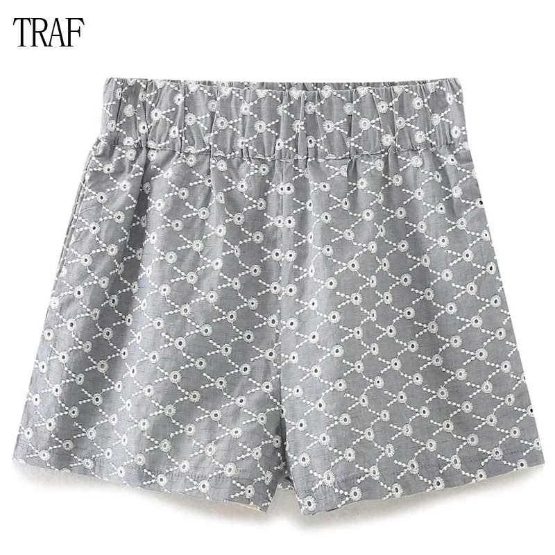 TRAF New High Waist Shorts for Women Summer 2023 Grey Hollow Out Embroidery Female Cotton Wide Shorts Korean Style Mini Shorts
TRAF New High Waist Shorts for Women Summer 2023 Grey Hollow Out Embroidery Female Cotton Wide Shorts Korean Style Mini Shorts