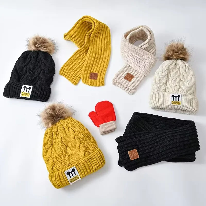 Autumn and winter children's hats and scarves sets Boys and girls' woolen hats Large children's warm ear protective hats baby wo
Autumn and winter children's hats and scarves sets Boys and girls' woolen hats Large children's warm ear protective hats baby wo