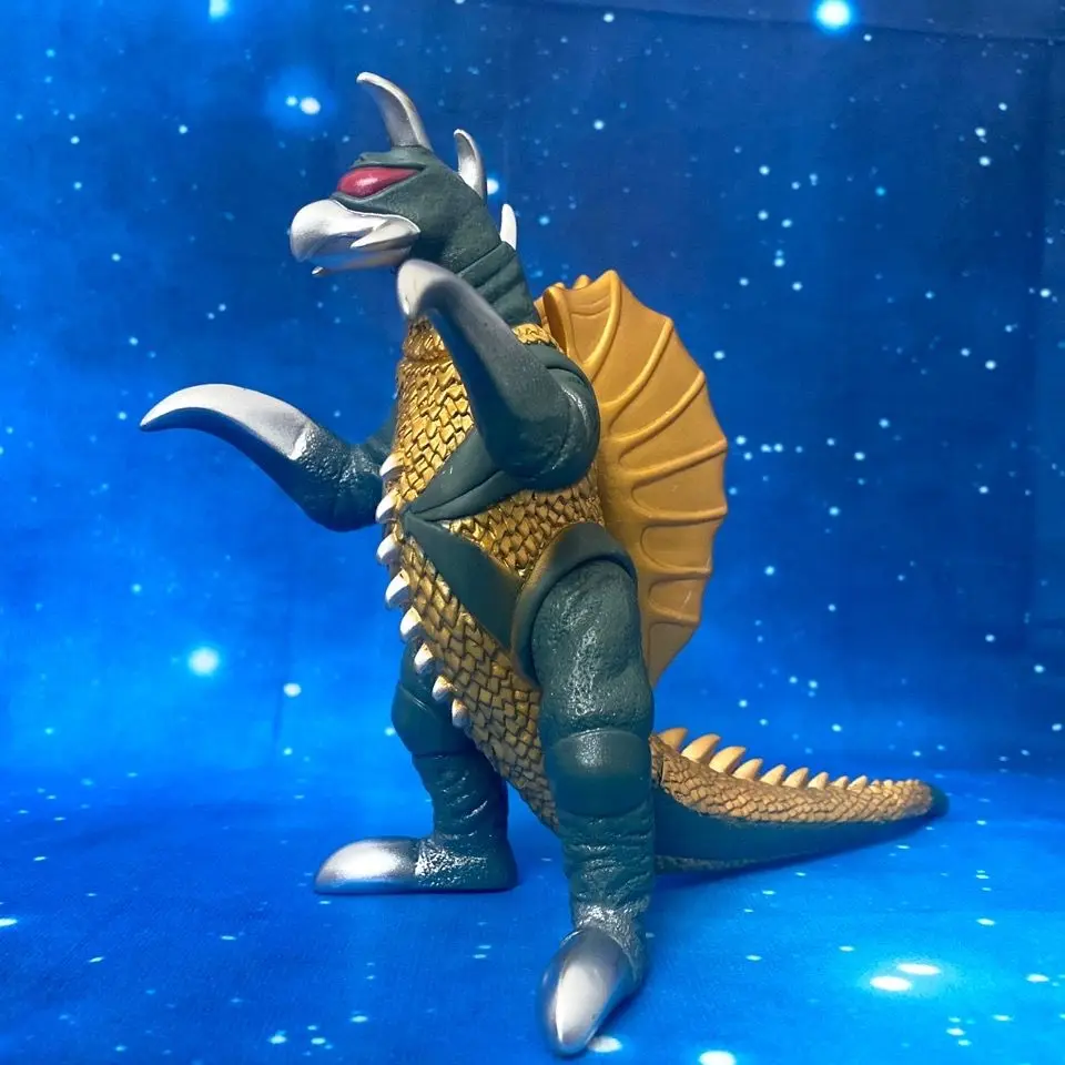 

2024 New Anime 16cm Godzilla Monster Gigan Soft Glue DX King PVC Action Figure Kid Toys Halloween Birthday Gift