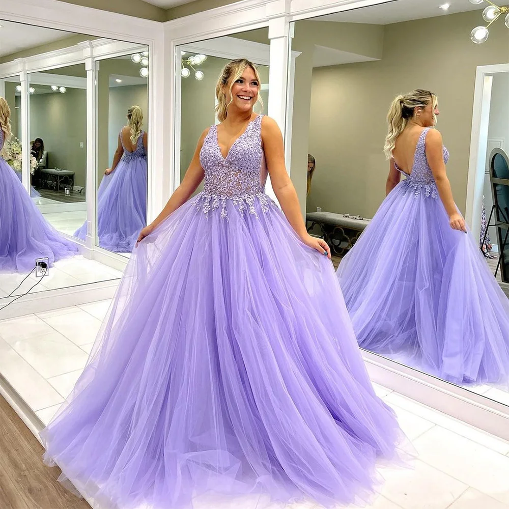 

Sevintage Lavender Tulle Prom Dresses Appliques Lace V-Neck A-Line Evening Gown Graduation Party Dress Pageant Gowns