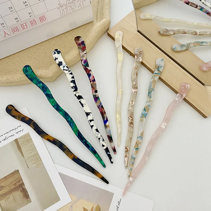 Retro Leopard Print Acetic Acid Wave Hairpin Elegant Temperament Back Head Dish Hairpin Antique Hanfu Hair Accessories
Retro Leopard Print Acetic Acid Wave Hairpin Elegant Temperament Back Head Dish Hairpin Antique Hanfu Hair Accessories