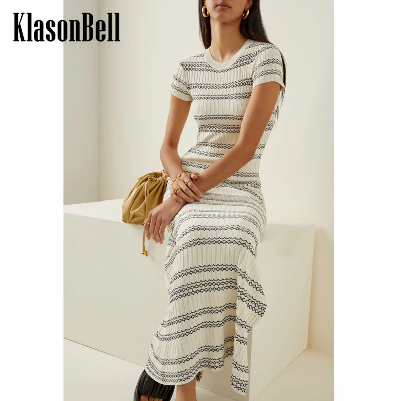 10,13 KlasonBell модное темпераментное Полосатое трикотажное стрейчевое облегающее платье до середины бедра с коротким рукавом для женщин
10,13 KlasonBell модное темпераментное Полосатое трикотажное стрейчевое облегающее платье до середины бедра с коротким рукавом для женщин