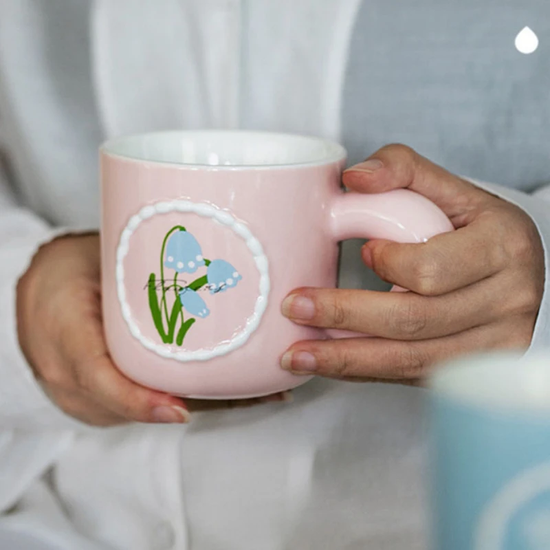 Nordic Style Cute Flower Ceramic Lovely Mug Kitchen Porcelain Coffee Cup Decoration Tableware Drinking Water Cups with Handle
Nordic Style Cute Flower Ceramic Lovely Mug Kitchen Porcelain Coffee Cup Decoration Tableware Drinking Water Cups with Handle