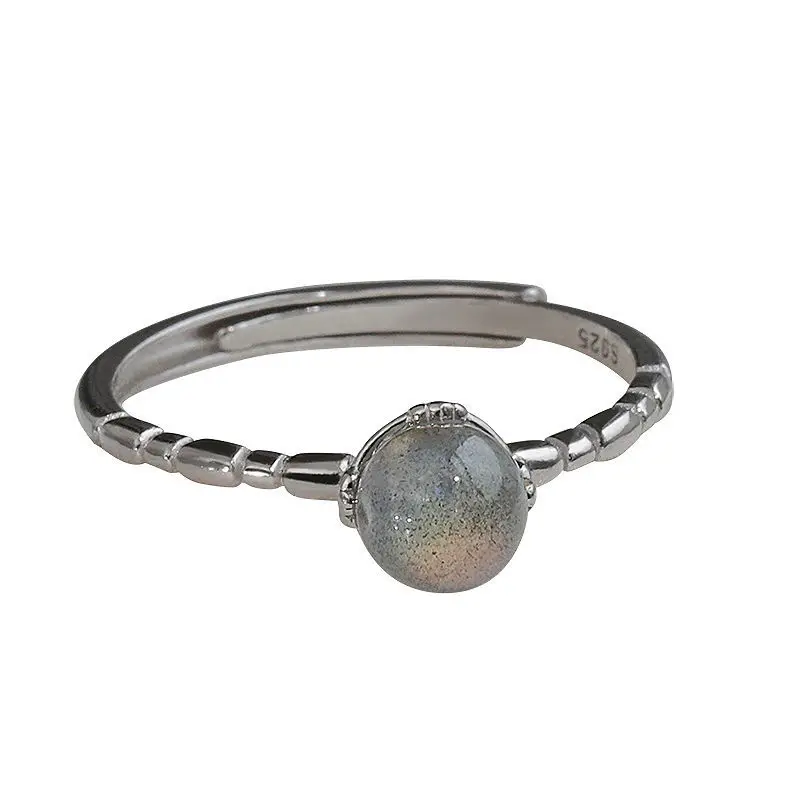 Small fresh sterling silver moonstone ring design sense light luxury ring fashion personality cold wind
Small fresh sterling silver moonstone ring design sense light luxury ring fashion personality cold wind