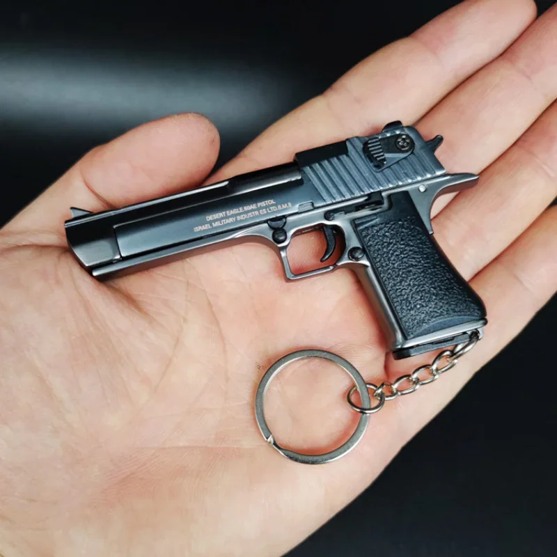 2024 NEW 1:3 Gun-Black Body Desert Eagle Zinc Alloy Miniature Toy Keychain Pendant Can Not Shooting Boy Birthday Gifts
2024 NEW 1:3 Gun-Black Body Desert Eagle Zinc Alloy Miniature Toy Keychain Pendant Can Not Shooting Boy Birthday Gifts