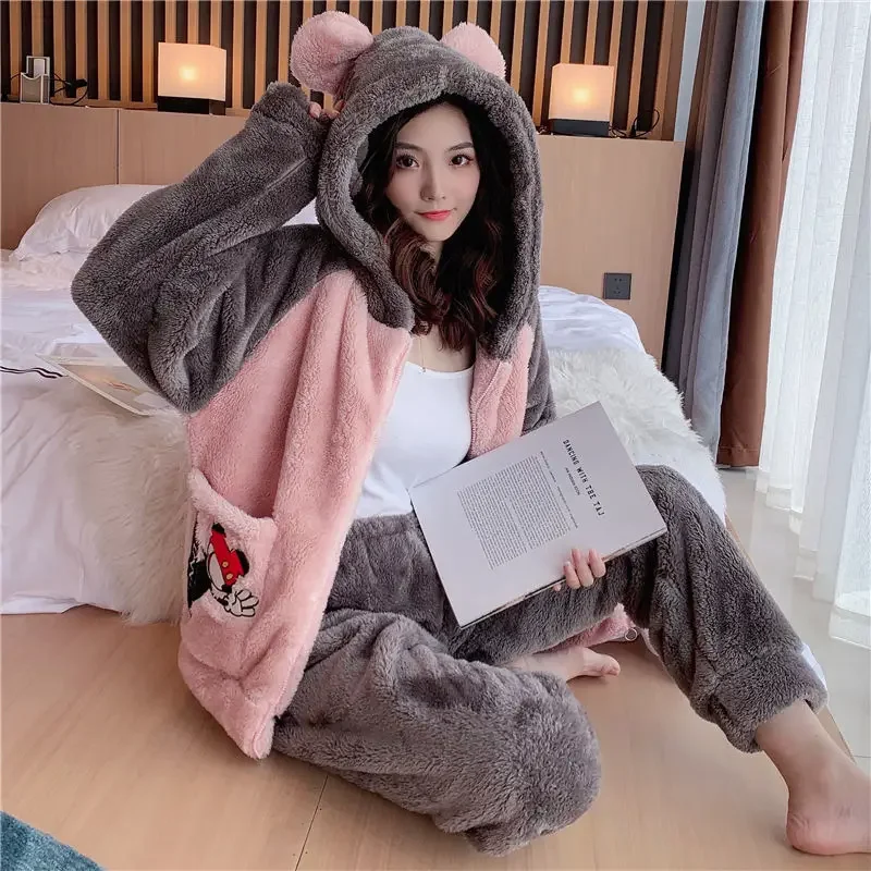 

2023 New Women's Winter Hooded Thickened Warmth Large Coral Plush Home Fur Sporty Outwear Fashion Soft and Comfortable Sleepwear